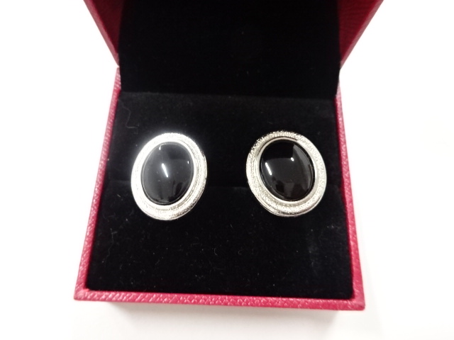  アンティーク　天然石カフス